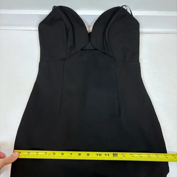 Elliatt Euphoria Maxi Dress in Black Size M - Picture 11 of 12